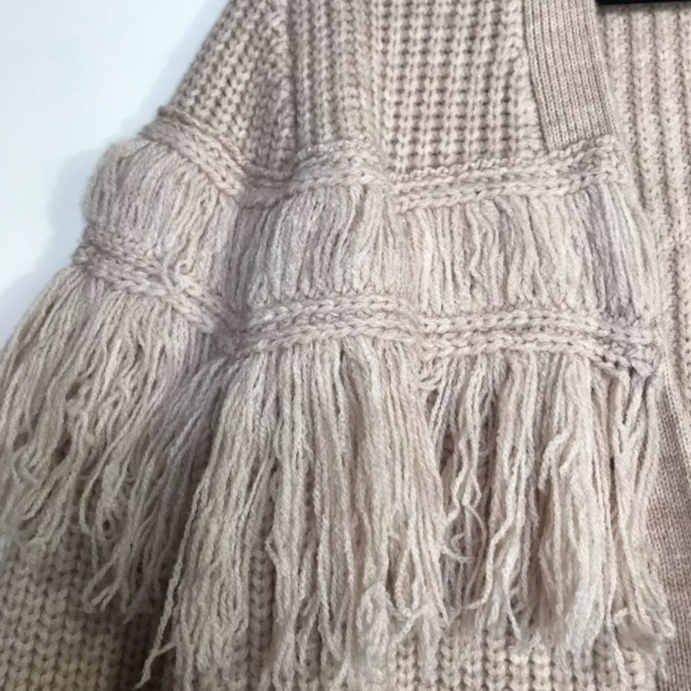 Madewell Beige Chunky Cableknit Fringe Cardigan Sweater M Long Lined Oversized - Picture 4 of 8
